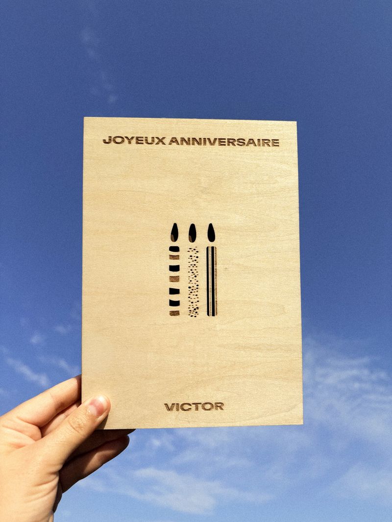 carte-anniversaire-en-bois-design01